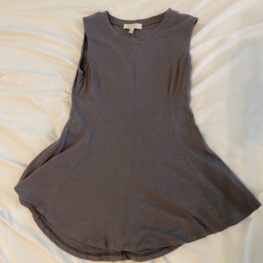 Gray sleeveless top